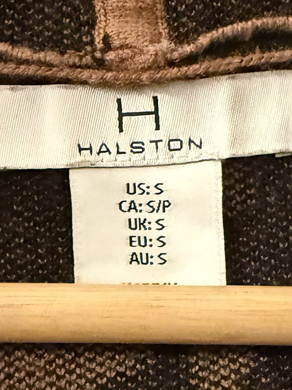 Halston - Picture 5 of 5